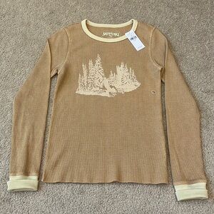 NWT American Eagle Henley Thermal Long-Sleeve Graphic Shirt - size XS